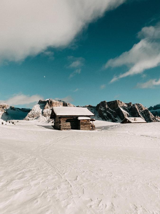 Mountain Chalet Pra Ronch Selva di Val Gardena Luaran gambar