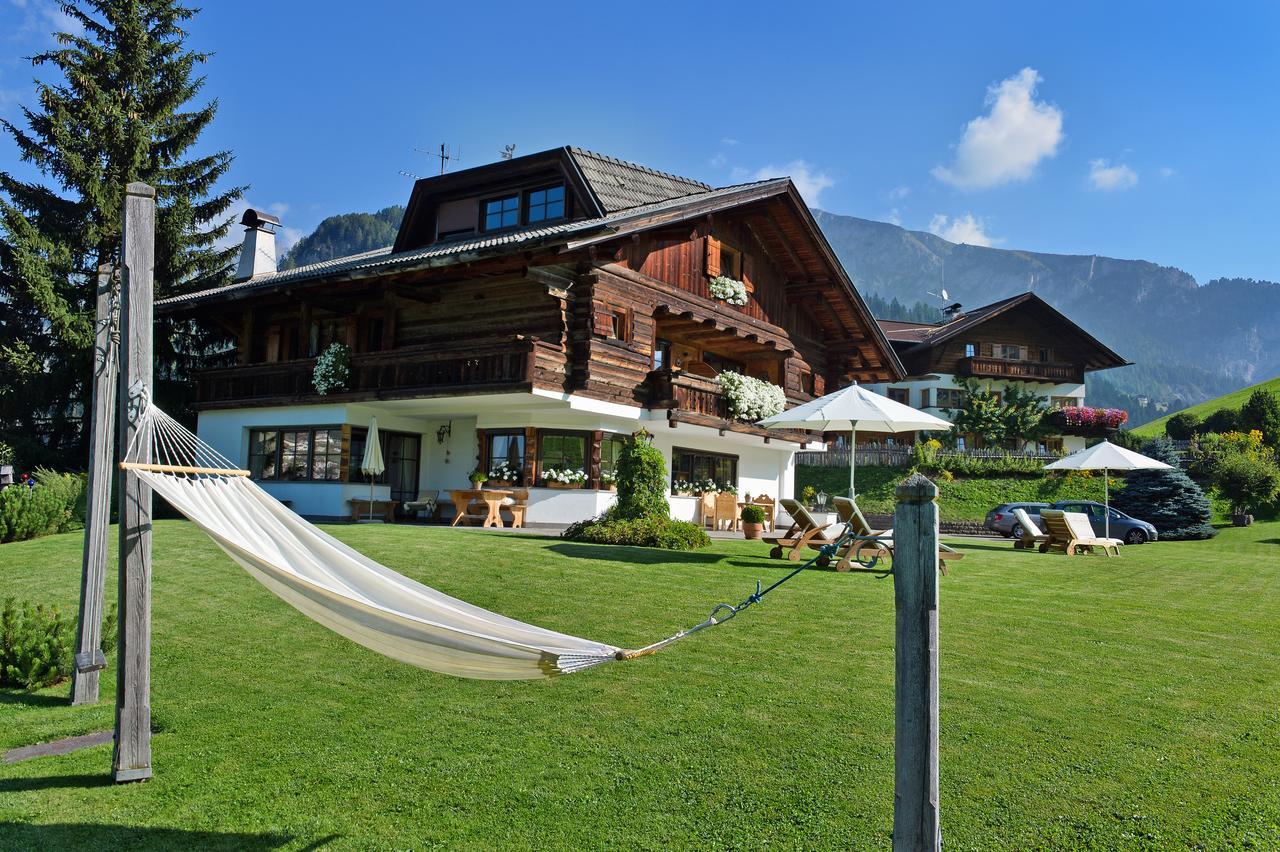 Mountain Chalet Pra Ronch Selva di Val Gardena Luaran gambar