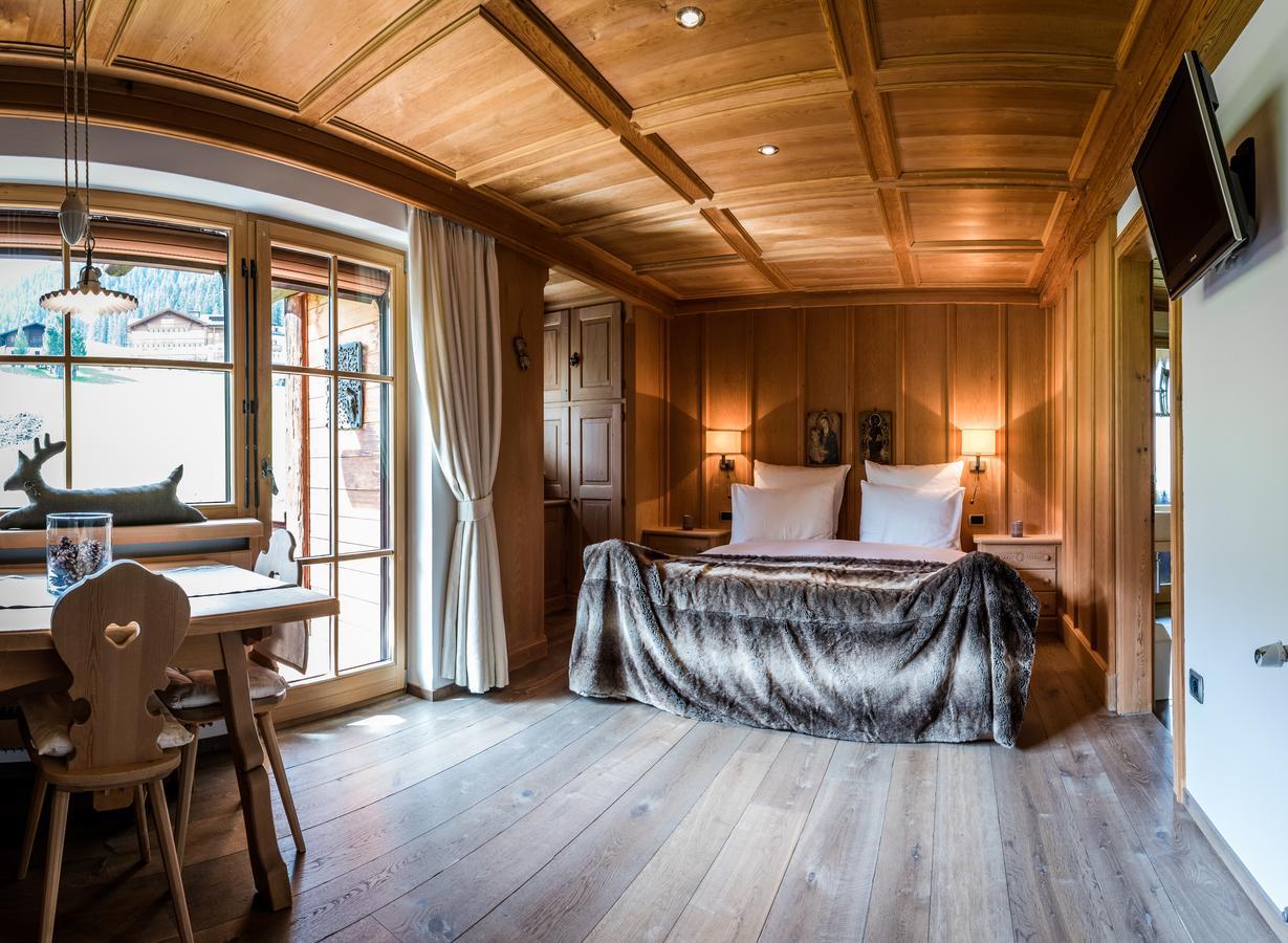 Mountain Chalet Pra Ronch Selva di Val Gardena Luaran gambar